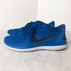 Nike Women’s Flex 2017 Run in Blue, 8 1/2